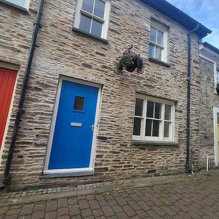 Stunning Seaside Town Cottage Cardigan Exterior photo